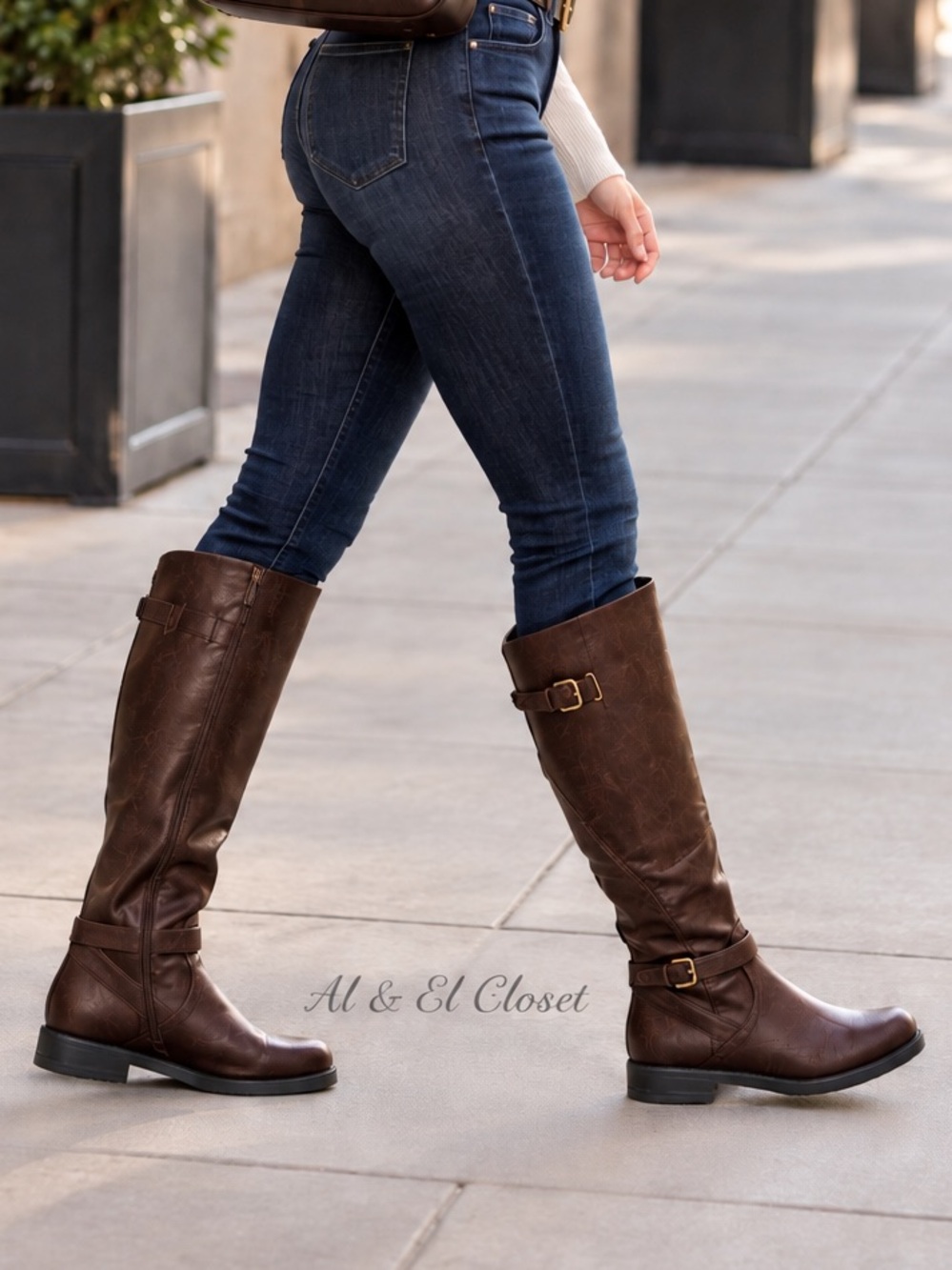 Baretraps Cassidy Brown Knee High Riding Boots Buckle Detail Size 8.5 NIB